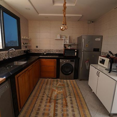 Waves Hunter Surf House Bed & Breakfast Агадир Екстериор снимка