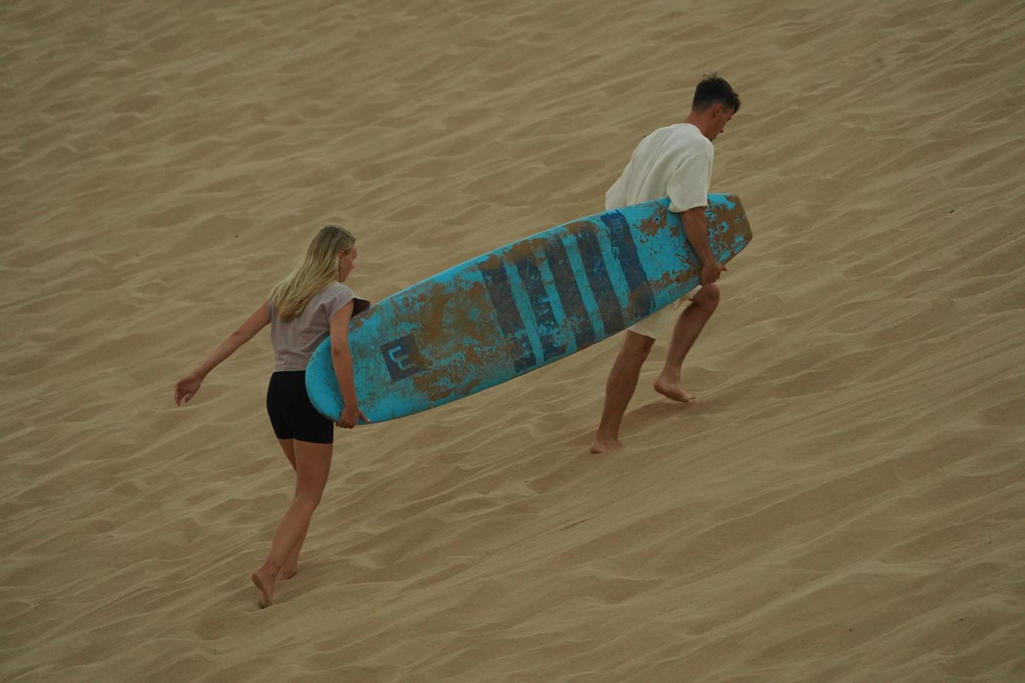 Waves Hunter Surf House Bed & Breakfast Агадир Екстериор снимка