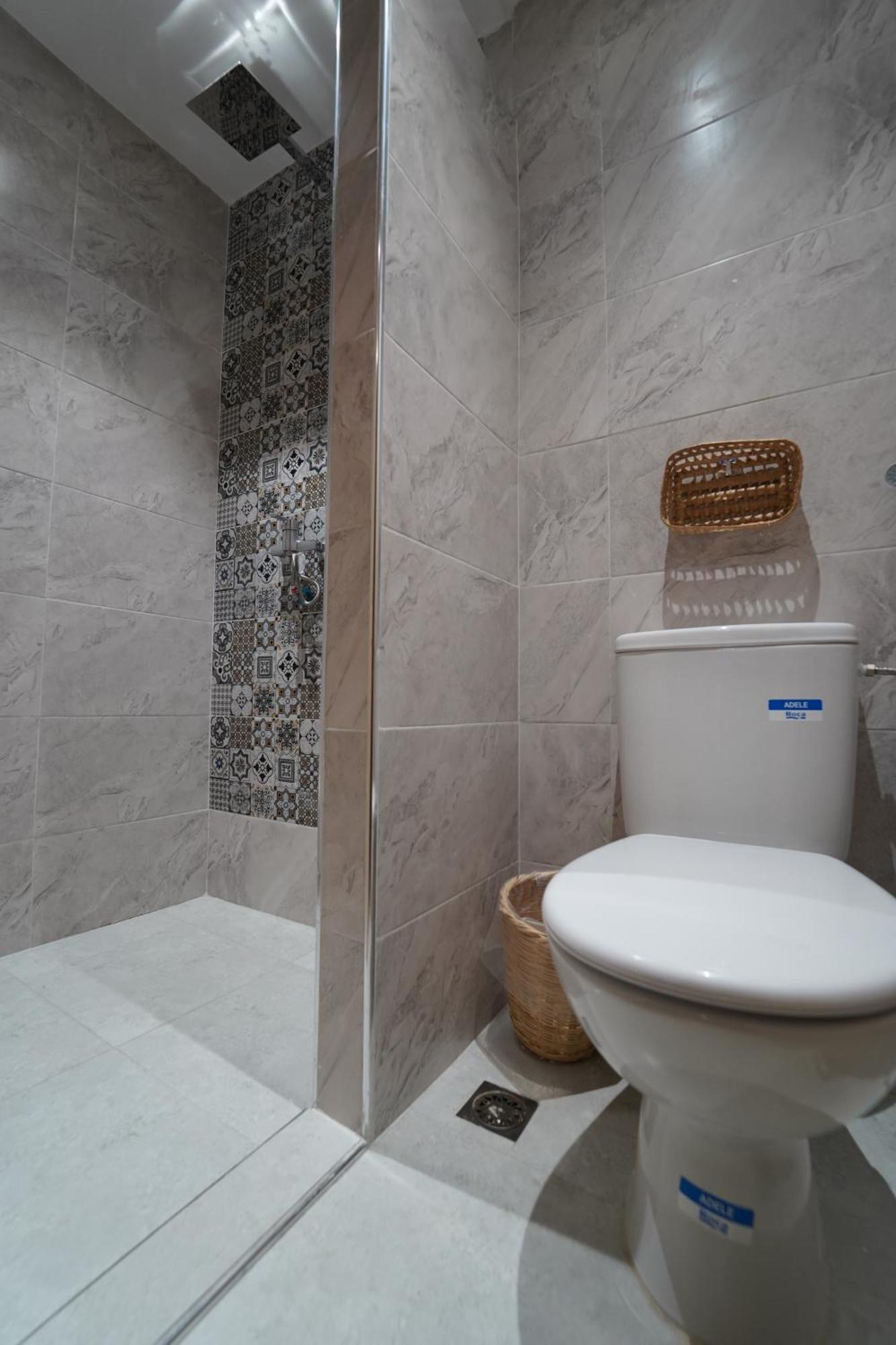Waves Hunter Surf House Bed & Breakfast Агадир Екстериор снимка