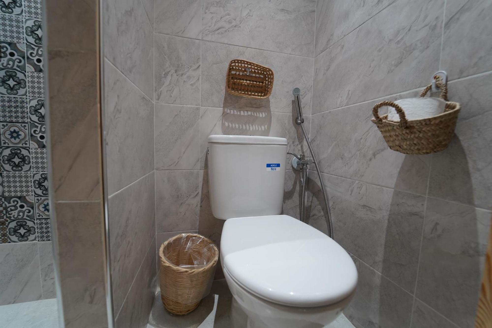 Waves Hunter Surf House Bed & Breakfast Агадир Екстериор снимка