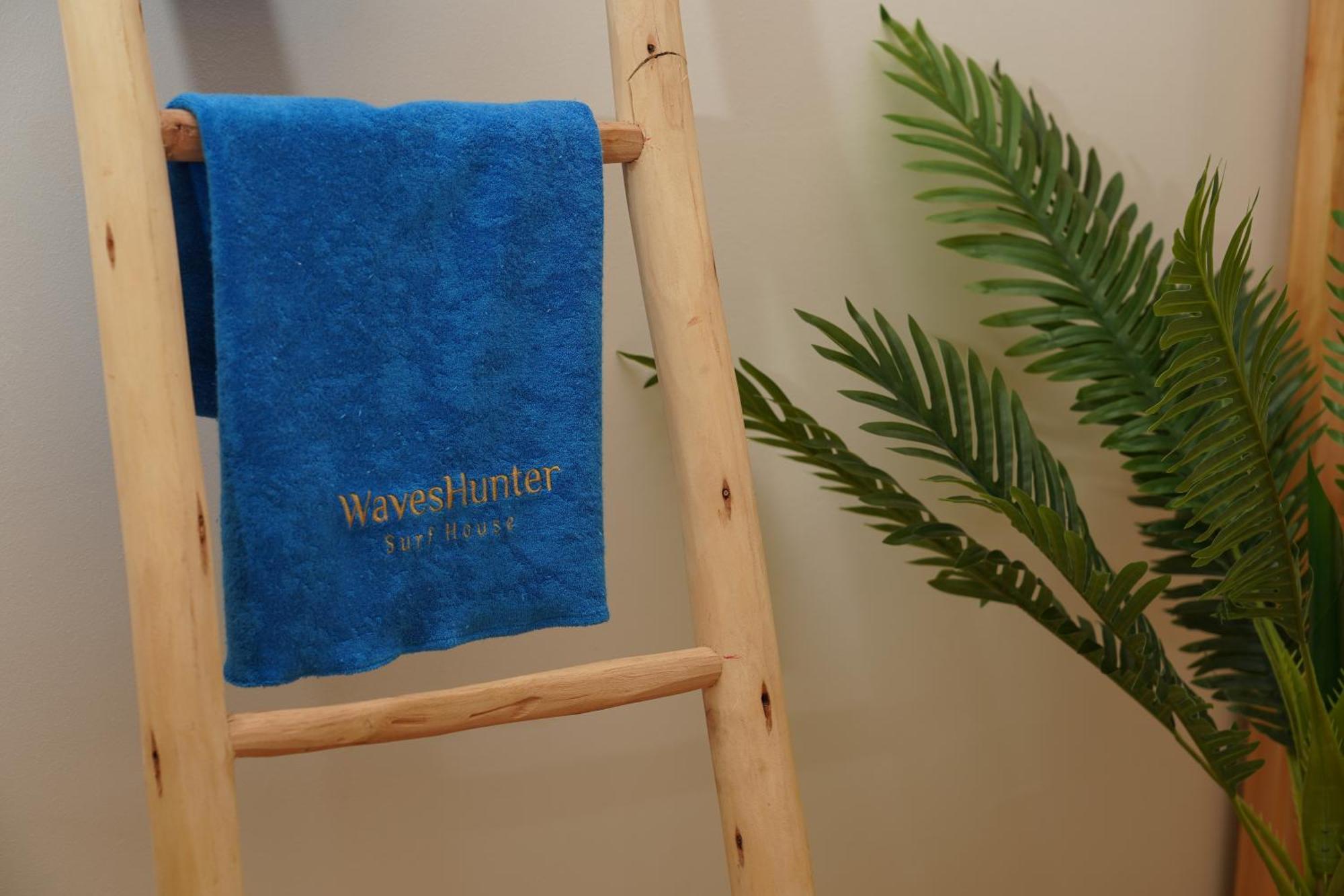 Waves Hunter Surf House Bed & Breakfast Агадир Екстериор снимка